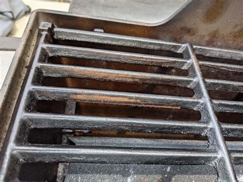 rust on cast iron stove grates